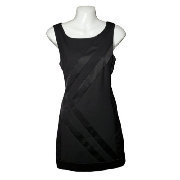 White House Black Market Dresses & Skirts - WHITE House Black Market Dress